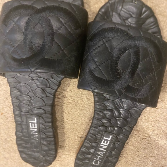 Chanel Sandals … 100% Authentic - Picture 3 of 8